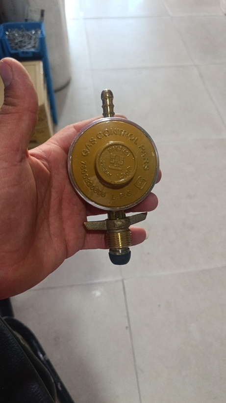 رگولاتور گاز بوتانی مدل گاز کنترل پارس