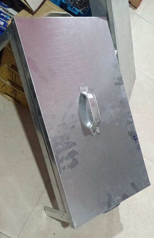 منقل کبابی گالوانیزه 35×60جنس درجه 1 ضد زنگ
