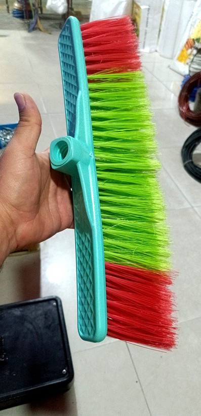 جارو سالنی 40 سانت جنس درجه 1