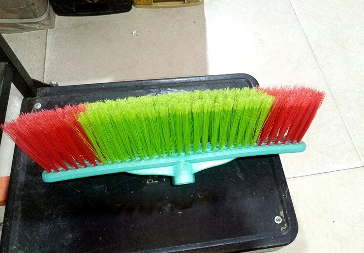 جارو سالنی 30 سانت جنس درجه 1
