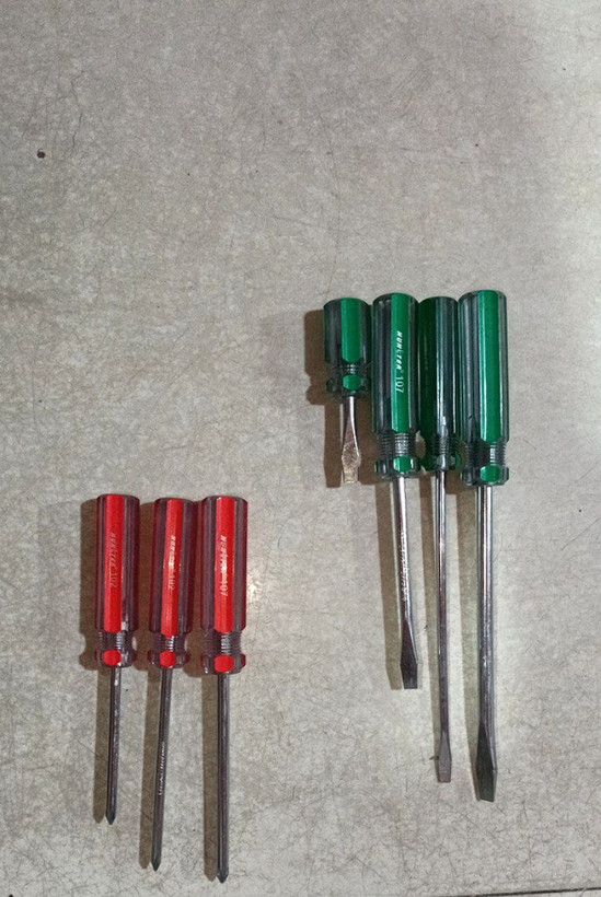ست پیچ گوشتی 7 عددی کریستالی مدل HUNTER AQ0037